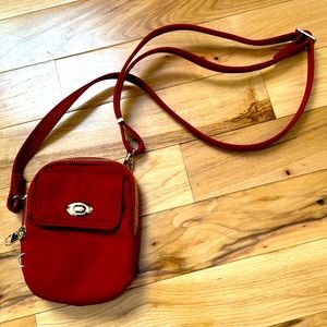 Travelon RFID blocking crossbody bag